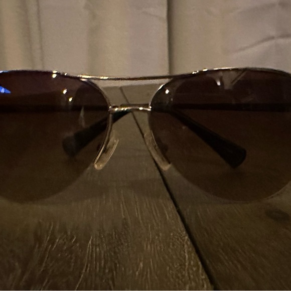 Coach Metal Frame Sunglasses - Picture 4 of 5